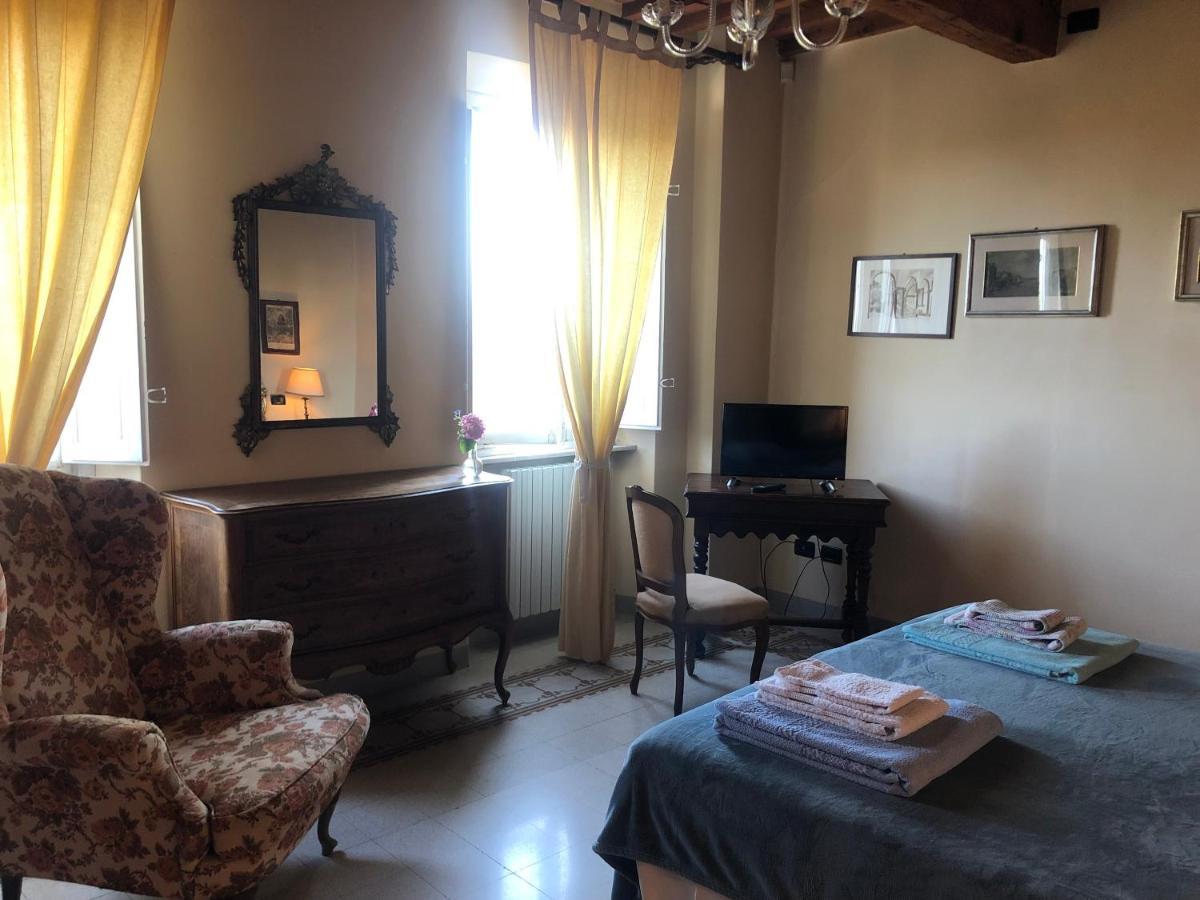 Casa Marce A "Sonno" Bed & Breakfast Porcari Bagian luar foto